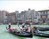 you have to pay to visit Venice, the city is experimenting with a 5 euro entrance ticket in the face of overtourism