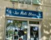 BEAUCAIRE Les Mots Bleus bookstore turns the page and closes shop