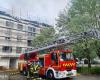 Mandeure. The blowtorch sets the roof ablaze: a building evacuated