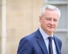 Paris: Bruno Le Maire crashes into a cyclist after running a red light