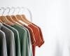 Sustainable fashion: a T-shirt made from gelatin turns into a shirt in just a few minutes