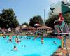 public swimming pools open to all in the region
