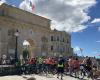 Operation snail by bike to demonstrate against the COM and the Link, the ring road projects in Montpellier