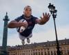 Louvre, Château de Versailles… These 15 photos of French athletes taken in emblematic places are causing a sensation