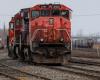 CN and CPKC workers vote in favor of renewing the strike