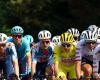 Tensions rise in the peloton before the mass sprint