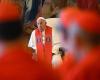 Pope announces canonization of 14 new saints for October 20