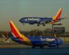 Hedge
      fund
      Elliott
      Investment
      Management
      steps
      up
      pressure
      on
      Southwest
      Airlines’
      management