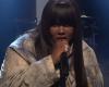 Singer Yseult performs “Suicide” on Jimmy Fallon’s set