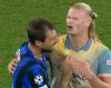 “You want my shirt? But you pulled it the whole game”, the tasty exchange between Haaland and Acerbi after Manchester City-Inter