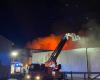 Country of Montbéliard. A gigantic fire in progress in a factory in Lorscourt