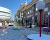 A new participatory work is being installed at Place Jean-Béliveau