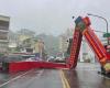 Typhoon Krathon makes landfall in Taiwan, killing at least two people