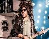 Lenny Kravitz To Bring Blue Electric Light Tour To UK And Europe In Spring 2025