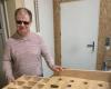 In Mayenne, Antoine Letourneux's wooden games will be presented at three Christmas markets