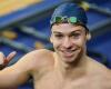 Swimming: Léon Marchand smashes the world record in the 200m medley