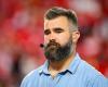 Jason Kelce smashes phone of fan who directed anti-gay slur at brother Travis