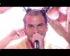 VIDEO – NRJ Music Awards 2024: Amir shaves his head live on stage at the Palais des Festivals