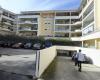 One year after the fire, the parking lot of this residence is still inaccessible in Draguignan