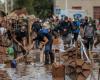 Thousands of volunteers are helping in Spanish disaster areas