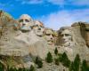 One day, a photo… four presidents carved in rock