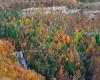 under the flamboyant autumn, the landscapes of the Jura reveal incredible colors