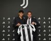 Boufandar signs his first professional contract with Juventus