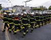 Professional firefighters demonstrate in Lausanne