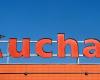 The distributor Auchan announces plans to cut 2,389 jobs in France