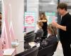 A chain of low-cost hair salons has opened its doors in Toulon