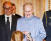 First smiling appearance of Queen Margrethe since her fall