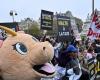 thousands of demonstrators in Paris