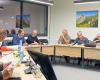 Luzenac. The SDE09 accompanies elected officials during a meeting