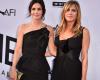 Courteney Cox says Jennifer Aniston took ‘Friends’ wardrobe items