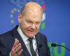 Olaf Scholz says he is open to discussions on the date of early elections