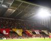 Lens-Nantes: Supporters demonstrate, match interrupted