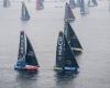 Vendée Globe. From the start, a boat turns around towards the port of Les Sables