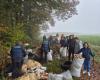 young people collect waste from an illegal dump in Laboissière-en-Thelle, south of Beauvais