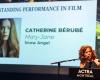 Chambly: Catherine Bérubé wins a trophy at the ACTRA Awards