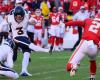 NFL: Heroic play keeps Chiefs invincible