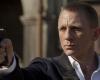 Why should James Bond have died after 7 minutes of film?