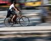 In Paris, a bus driver fired for intimidating a cyclist