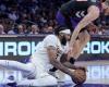 Lakers’ Anthony Davis sidelined by painful eye injury while blocking Jakob Poeltl’s dunk attempt