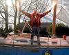 Vendée Globe: Jean-Paul Rouve races at the bottom of his garden