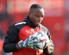 What future for Mandanda under Sampaoli?