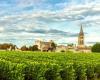 Why sparkling wine could save the Bordeaux vineyards from the doldrums