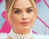 Margot Robbie reveals her postpartum body one month after giving birth, and it (still) provokes reactions