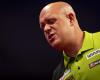 Michael van Gerwen, Michael Smith dumped out of Grand Slam of Darts