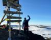 Blésois Terry Bauet at the summit of Kilimanjaro, alone with his diabetes