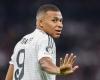 PSG: Mbappé receives an unexpected tribute!